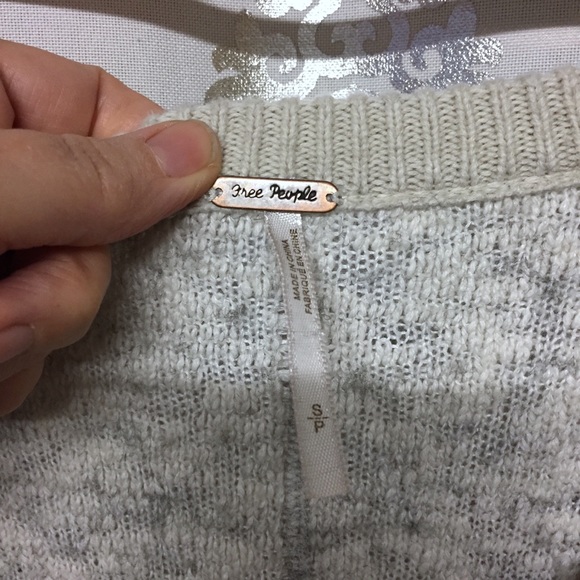 Free People Oversized Sweater - Picture 8 of 9